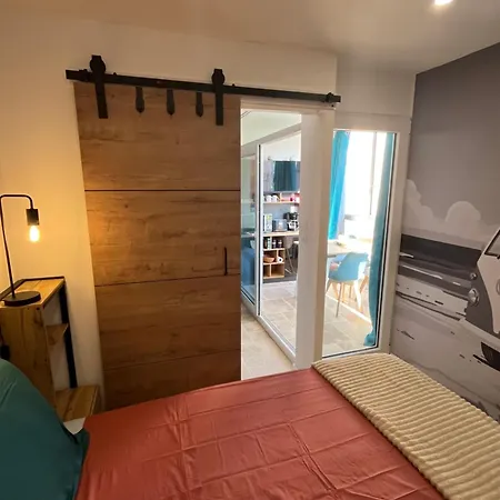 La Folie Du Caribou Apartmán *